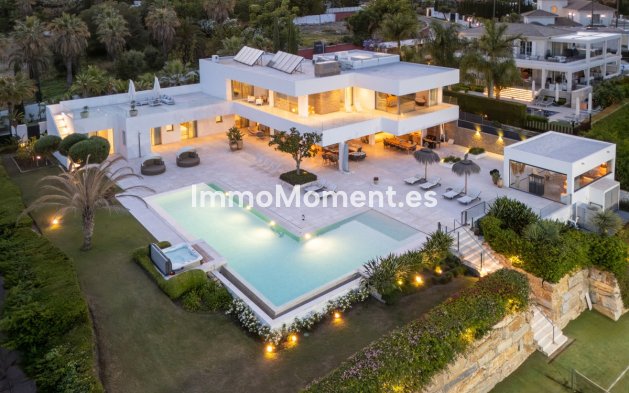 Wiederverkauf - Villa - Marbella - Nueva Andalucía