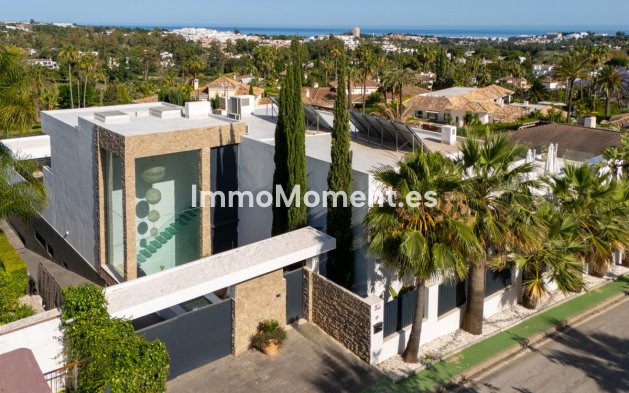 Wiederverkauf - Villa - Marbella - Nueva Andalucía