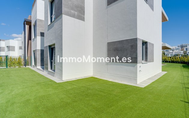 Resale - Apartment - Marbella - Santa Clara