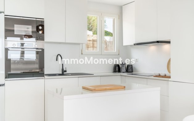 Resale - Apartment - Manilva