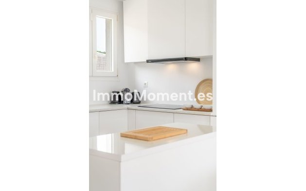 Resale - Apartment - Manilva