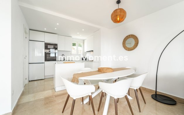 Resale - Apartment - Manilva