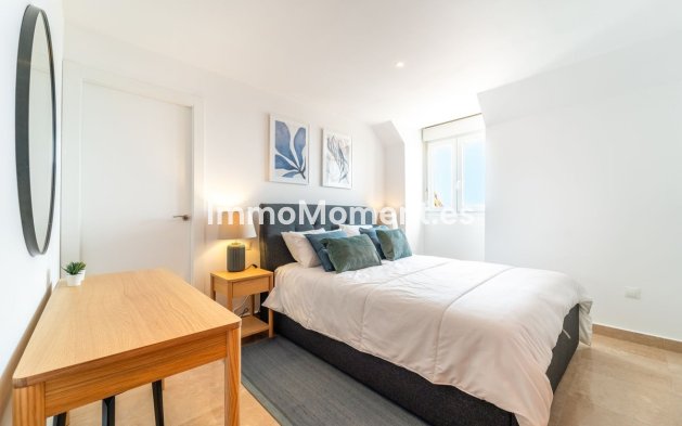 Resale - Apartment - Manilva