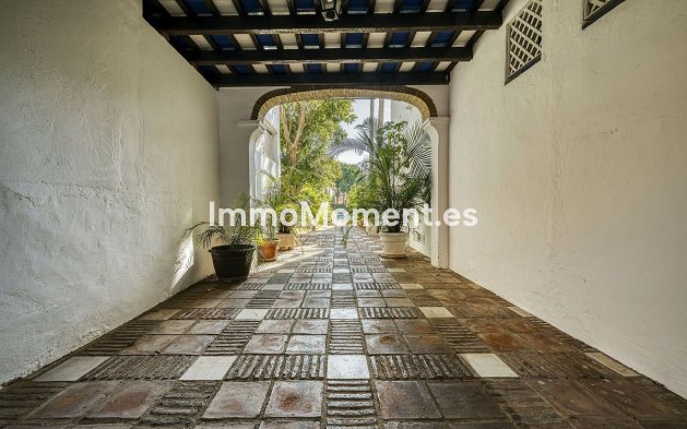 Wiederverkauf - Wohnung - Marbella - Guadalmina Baja