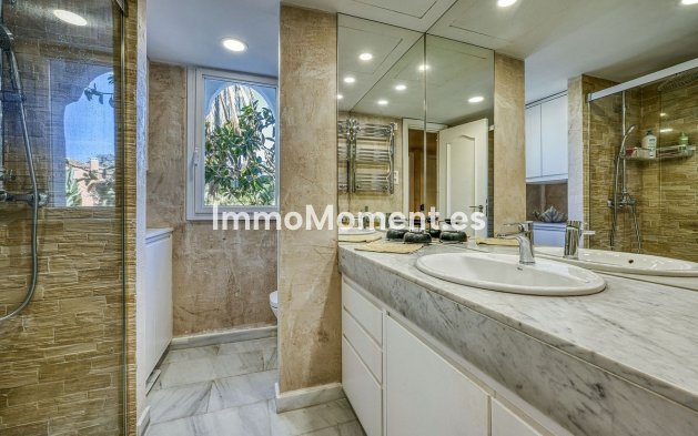 Wiederverkauf - Wohnung - Marbella - Guadalmina Baja
