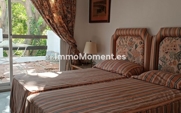 Wiederverkauf - Wohnung - Marbella - Guadalmina Baja