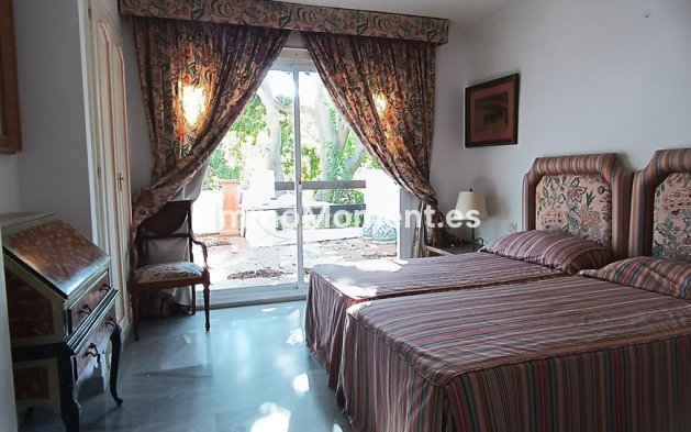 Wiederverkauf - Wohnung - Marbella - Guadalmina Baja