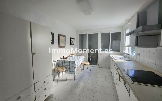 Wiederverkauf - Wohnung - Marbella - Guadalmina Baja