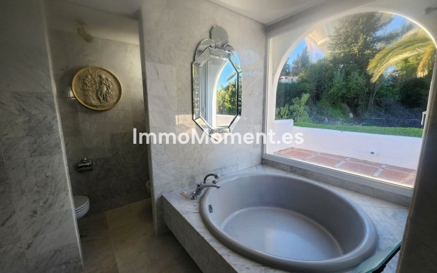 Wiederverkauf - Wohnung - Marbella - Guadalmina Baja