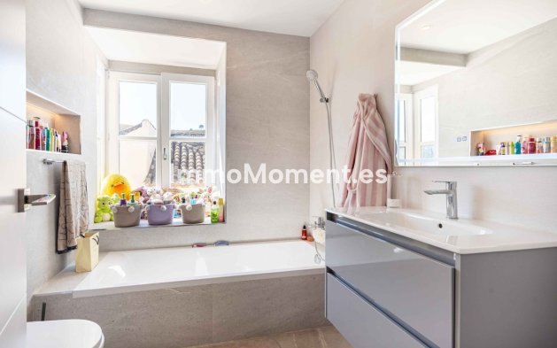 Revente - Maison mitoyenne - Benahavís - Benahavís Centro