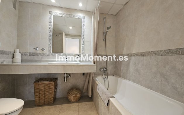 Wiederverkauf - Wohnung - Estepona  - Hacienda del Sol