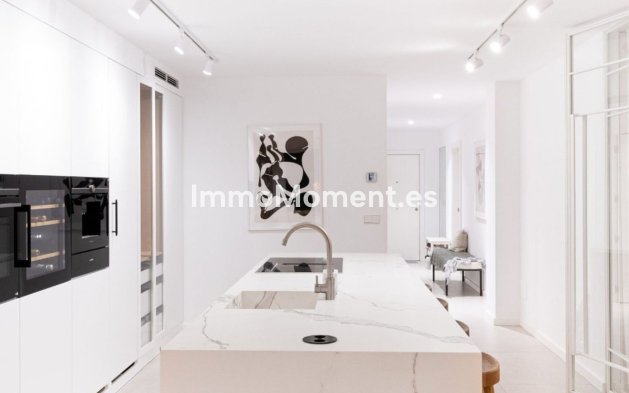 Wiederverkauf - Wohnung - Marbella - Nueva Andalucía