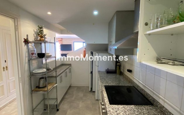 Revente - Appartement - Estepona  - Estepona Centro