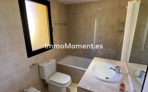 Revente - Appartement - Estepona  - Estepona Centro