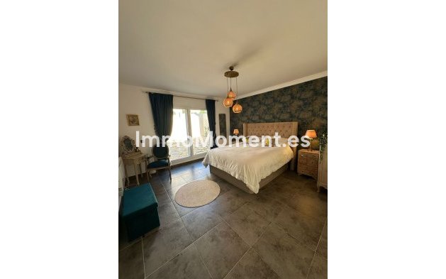 Revente - Villa - Estepona  - Estepona Centro