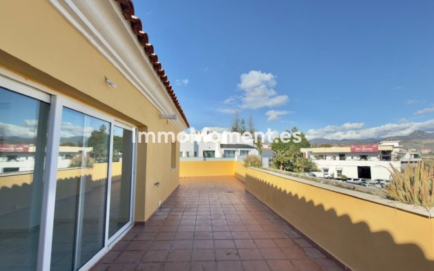 Reventa - Apartamento - Estepona  - Cancelada