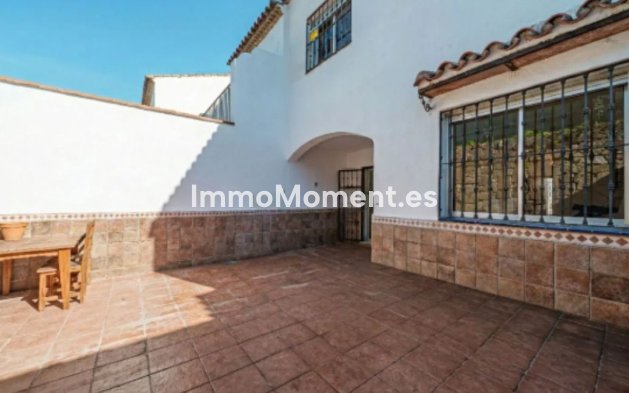 Revente - Maison mitoyenne - Estepona  - Estepona Centro