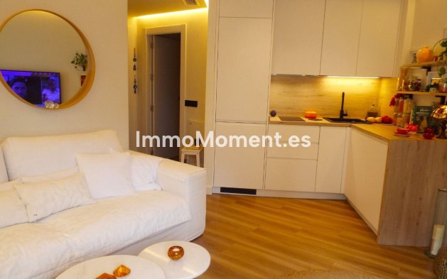 Revente - Appartement - Estepona  - Estepona Centro