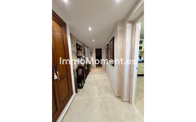 Revente - Appartement - Estepona  - Estepona Centro