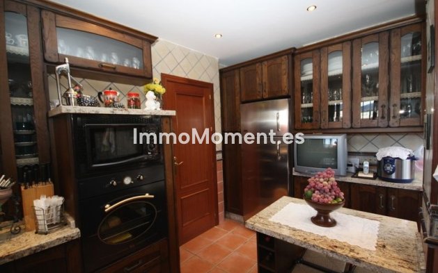 Revente - Villa - Marbella - Las Chapas