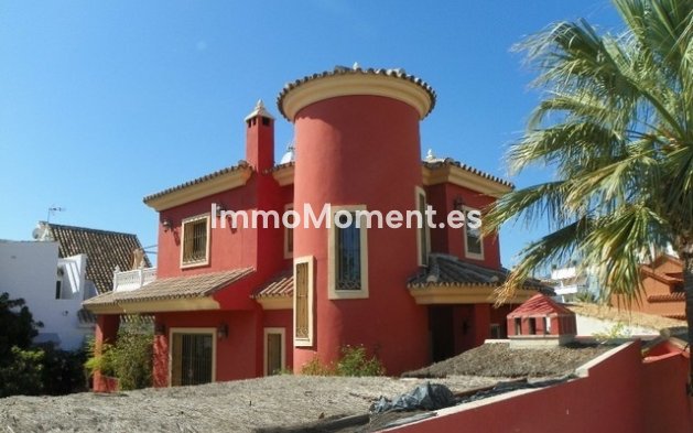 Revente - Villa - Marbella - Las Chapas