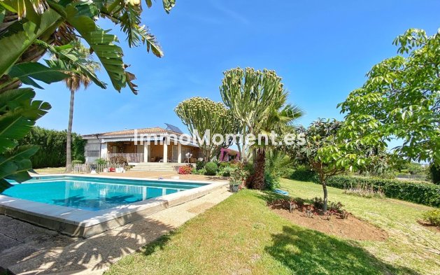 Resale - Villa - Marbella - Marbella Centro
