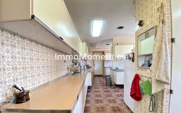 Resale - Villa - Marbella - Marbella Centro