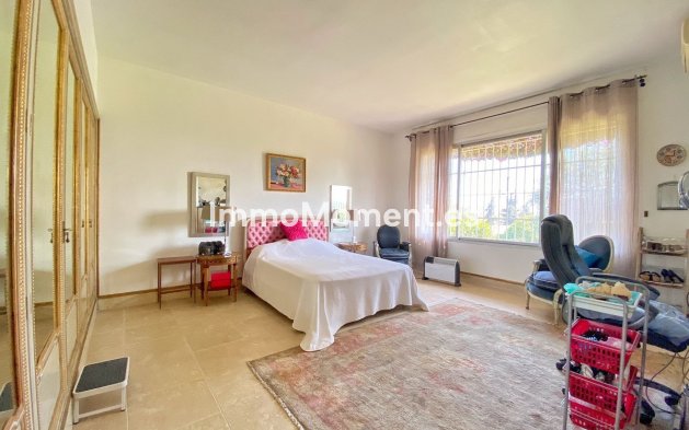 Resale - Villa - Marbella - Marbella Centro