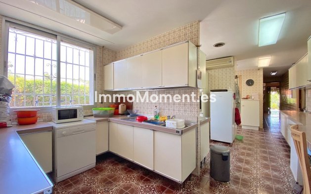 Resale - Villa - Marbella - Marbella Centro