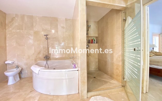 Wiederverkauf - Villa - Marbella - Nagüeles