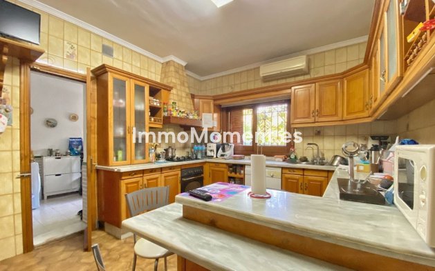 Revente - Villa - Marbella - Marbella Centro