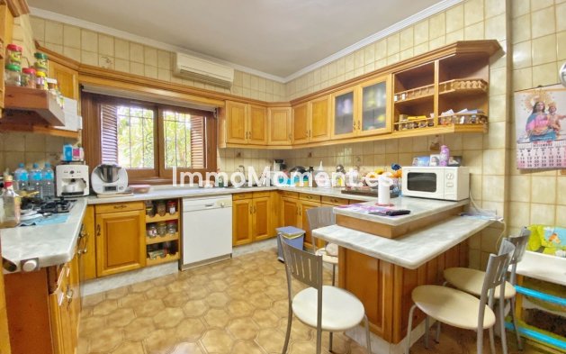 Revente - Villa - Marbella - Marbella Centro