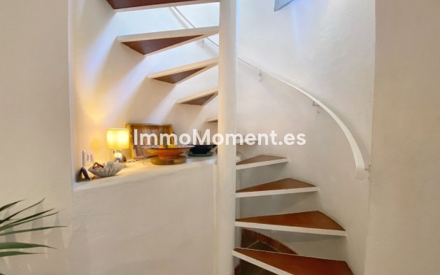 Wiederverkauf - Villa - Marbella - Marbella Centro