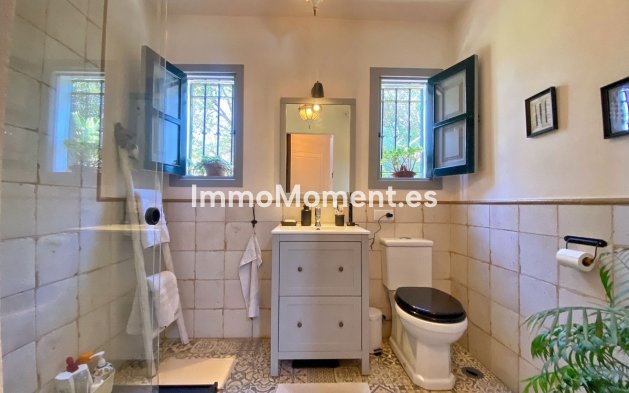 Wiederverkauf - Villa - Marbella - Marbella Centro