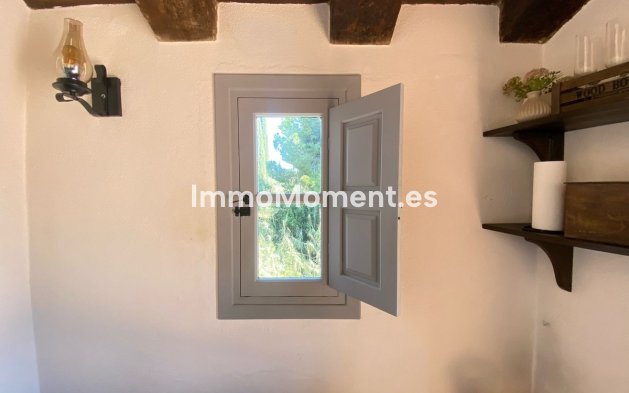 Wiederverkauf - Villa - Marbella - Marbella Centro