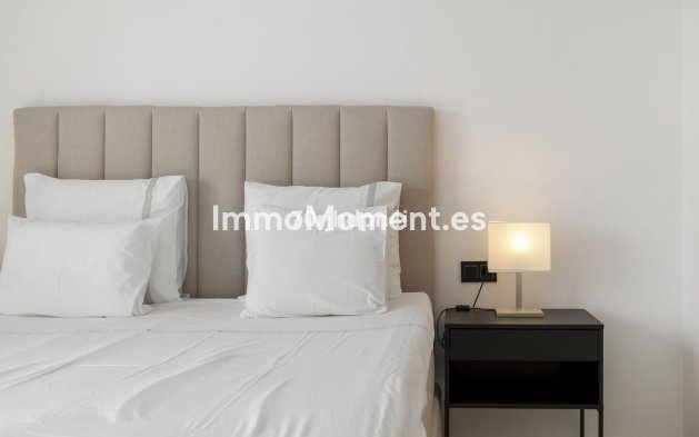 Revente - Appartement - Estepona  - Estepona Centro
