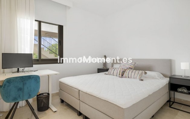 Revente - Appartement - Estepona  - Estepona Centro