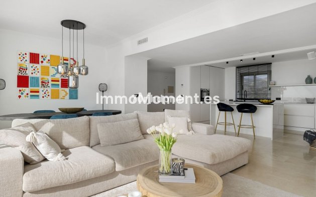 Revente - Appartement - Estepona  - Estepona Centro