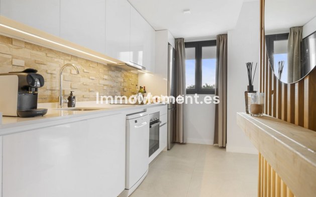 Wiederverkauf - Wohnung - Estepona  - Estepona Centro