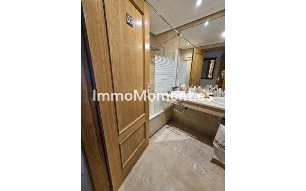 Wiederverkauf - Wohnung - Marbella - Las Chapas