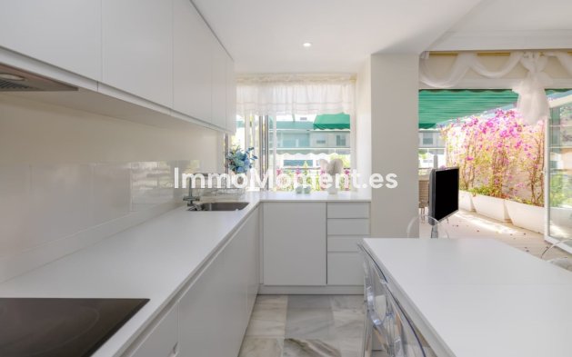 Wiederverkauf - Wohnung - Marbella - Nueva Andalucía