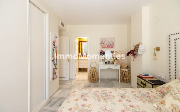Wiederverkauf - Wohnung - Marbella - Nueva Andalucía