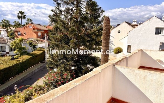 Wiederverkauf - Reihenhaus - Estepona  - Estepona Centro