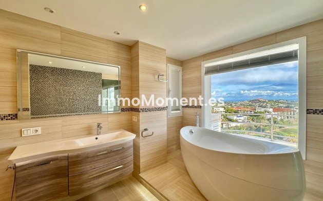 Resale - Villa - Benahavís - Benahavís Centro