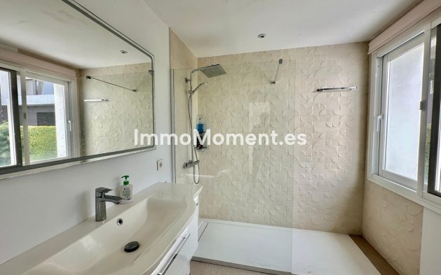 Resale - Villa - Benahavís - Benahavís Centro