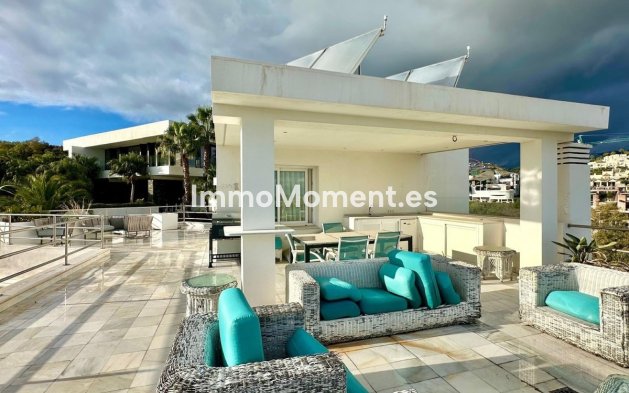 Resale - Villa - Benahavís - Benahavís Centro