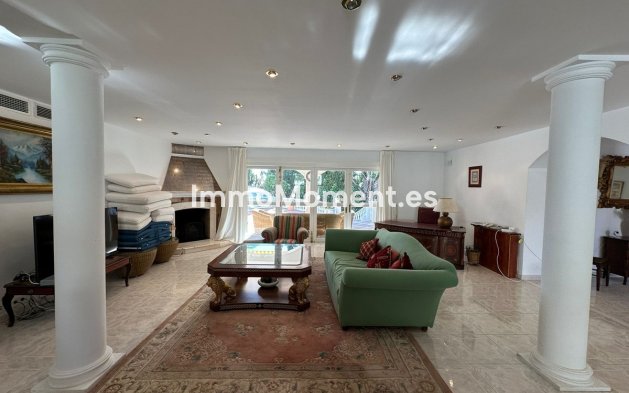 Resale - Villa - Marbella - Marbesa