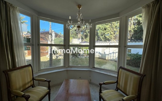 Resale - Villa - Marbella - Marbesa