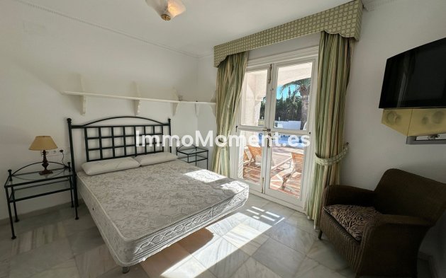 Resale - Villa - Marbella - Marbesa