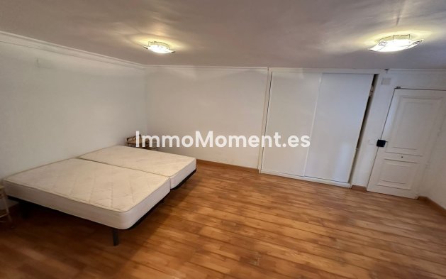 Resale - Villa - Marbella - Marbesa